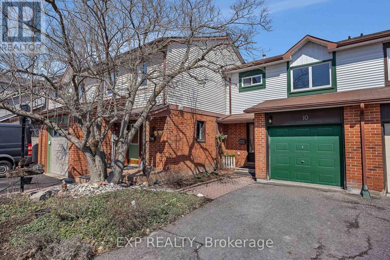 29583332/10-greenboro-crescent/hunt-club-parkgreenboro/ottawa/ontario/K1T1W5_1