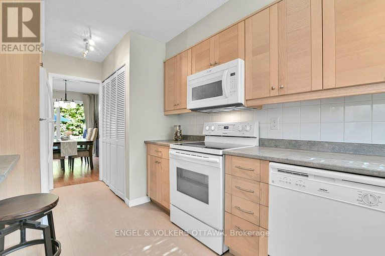 28990233/16-525-hilson-avenue/westborohampton-park/ottawa/ontario/K1Z6C9_8