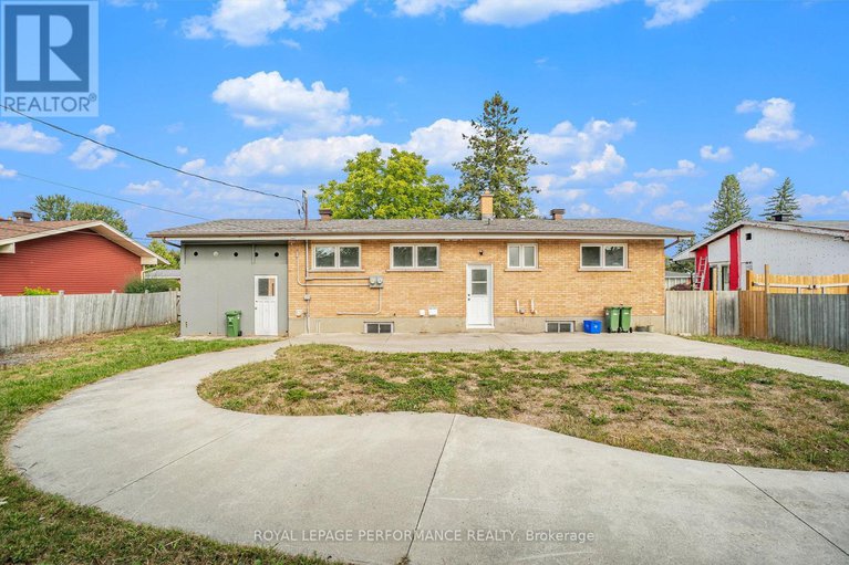 29325454/26-majestic-drive/manordale/ottawa/ontario/K2G1C7_15