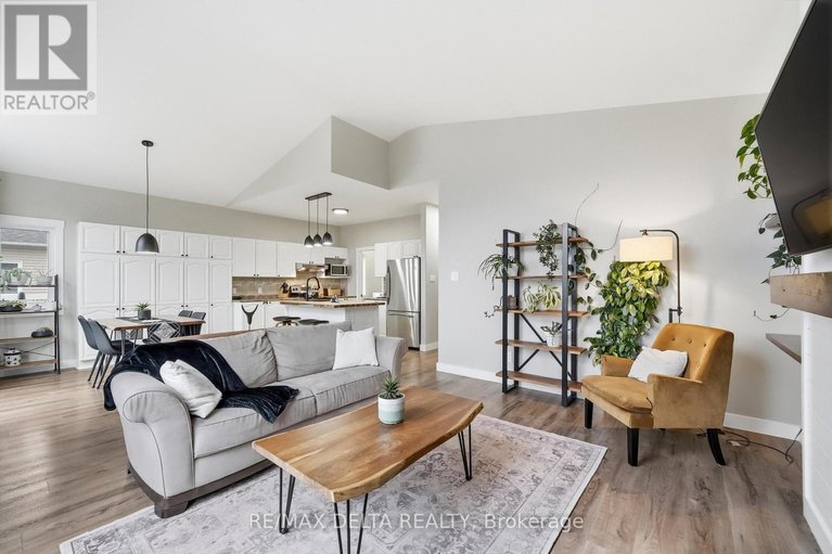 29615367/2669-chamberland-street/town-of-rockland/clarence-rockland/ontario/K4K0A5_17