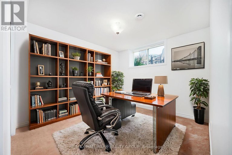28553258/203-black-sage-crescent/riverside-southgloucester-glen/ottawa/ontario/K1V2J7_32