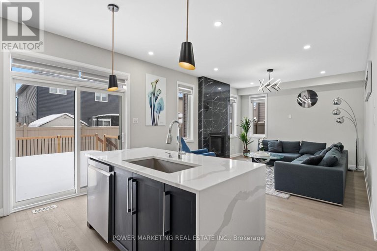 29439626/143-robin-easey-avenue/half-moon-bay/ottawa/ontario/K2J6V4_11