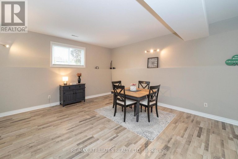 28104929/7055-shadow-ridge-drive/greely/ottawa/ontario/K4P1B8_32