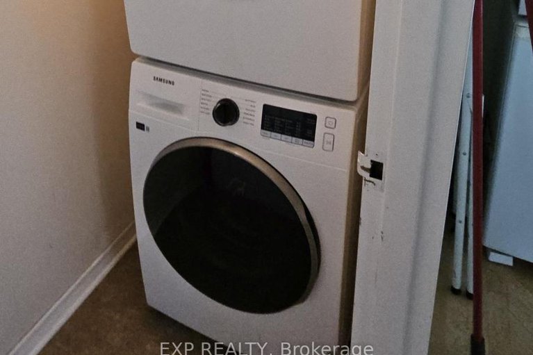 28586261/1510-215-parkdale-avenue/mechanicsville/ottawa/ontario/K1Y4T8_13