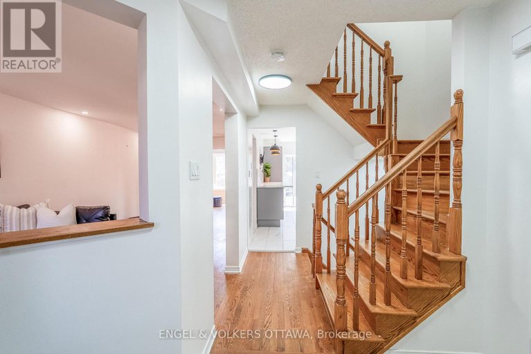 28464170/34-baton-court/katimavik/ottawa/ontario/K2L4C8_4