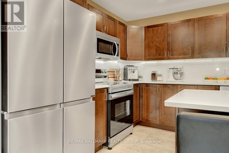 28879790/3597-cambrian-road/half-moon-bay/ottawa/ontario/K2J0S4_12