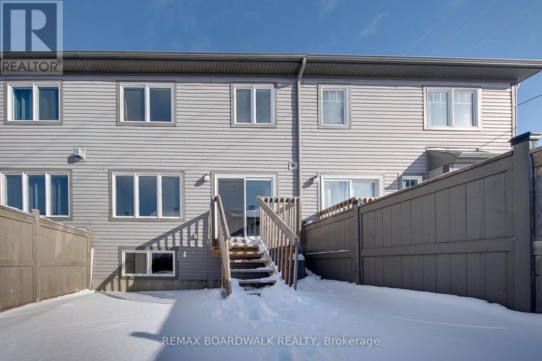 29283781/132-conifer-creek-circle/emerald-meadowstrailwest/ottawa/ontario/K2M0M2_74