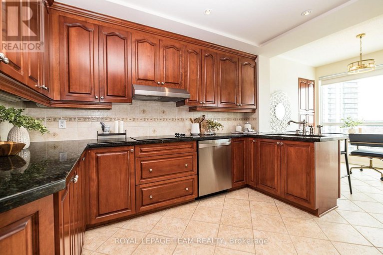 29381362/1002-38-metropole-private/westboro-north/ottawa/ontario/K1Z1E9_21