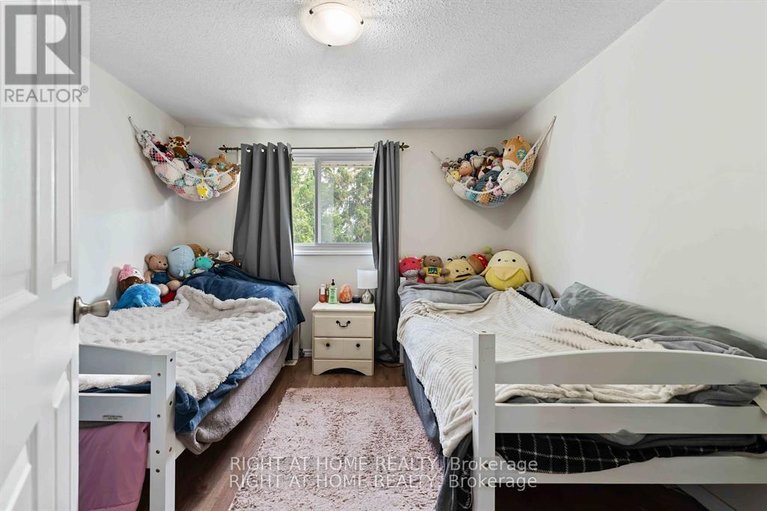 29554203/21-5-hadley-circle/bells-corners/ottawa/ontario/K2H6P1_13