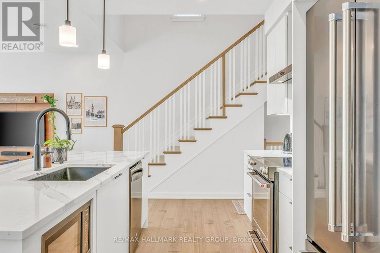 28896447/14-stanhope-court/stonebridge/ottawa/ontario/K2J6S2_16