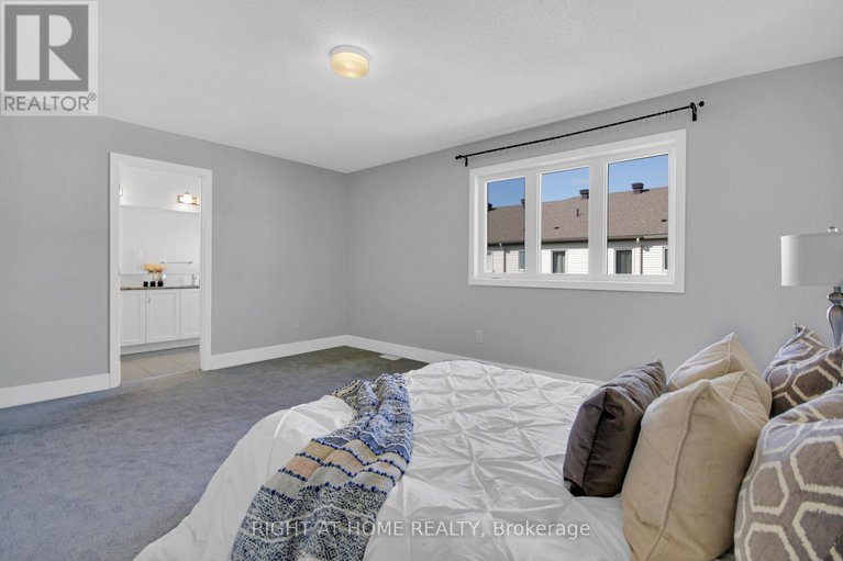 28506201/831-derreen-avenue/stittsville-north/ottawa/ontario/K2S3A7_12