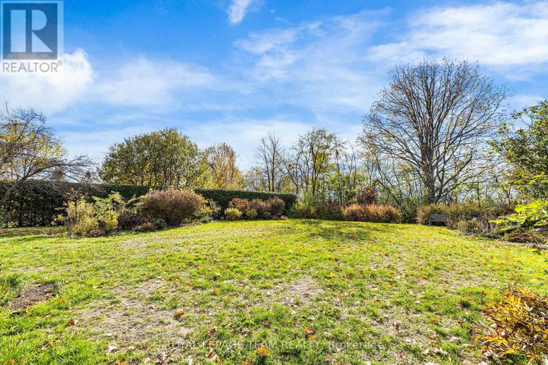 29127393/7-david-street/long-sault/south-stormont/ontario/K0C1M0_33