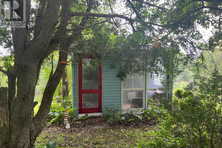 28586204/20156-beaupre-road/south-glengarry-charlottenburgh-twp/south-glengarry/ontario/K0C1L0_19