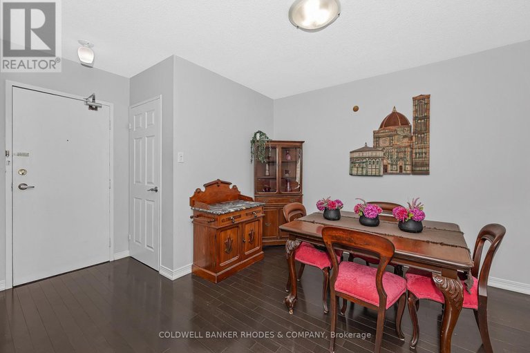 29014884/402-60-mcleod-street/ottawa-centregolden-triangle/ottawa/ontario/K2P2G1_5