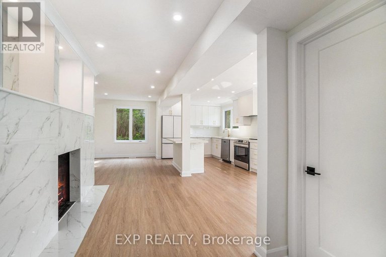 28435442/41-barnes-crescent/leslie-park/ottawa/ontario/K2H7C1_12