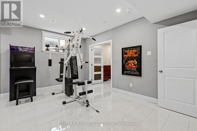 28284829/165-finsbury-avenue/stittsville-south/ottawa/ontario/K2S2P5_37