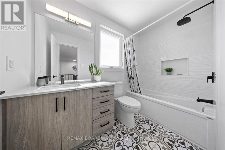 29598095/1535-kamouraska-circle/chateauneuf/ottawa/ontario/K1C3J1_26