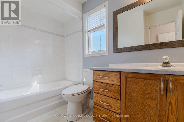 28920513/182-windhurst-drive/barrhaven-east/ottawa/ontario/K2G6J4_32