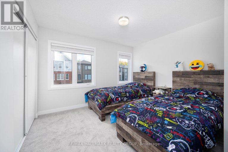 28906810/351-falsetto-street/mer-bleuebradley-estatesanderson-park/ottawa/ontario/K1W0S6_20