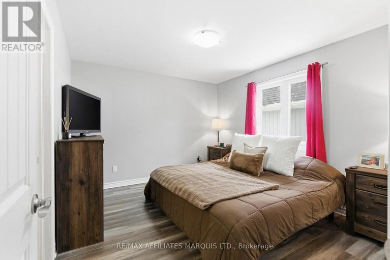 29533424/50-jim-brownell-boulevard/long-sault/south-stormont/ontario/K0C1P0_20