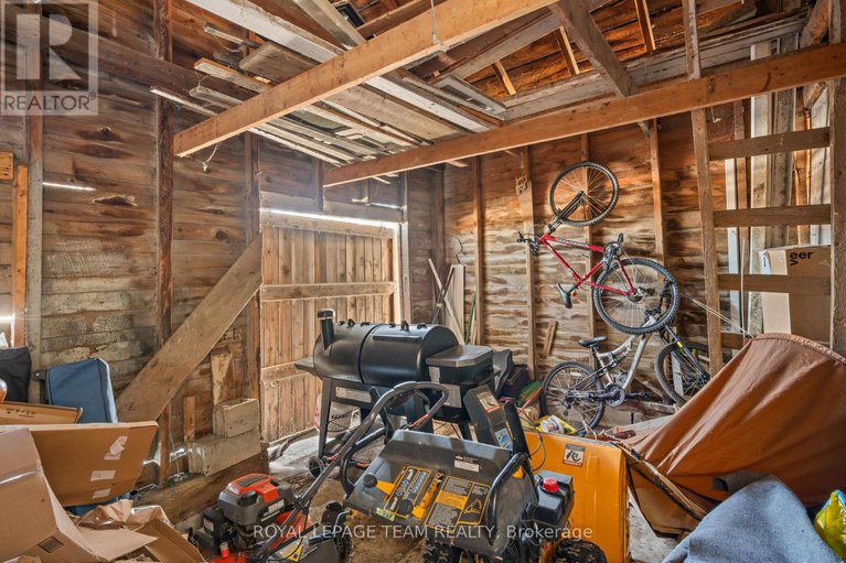 29425301/1727-reids-mills-road/north-dundas-mountain-twp/north-dundas/ontario/K0E1S0_32