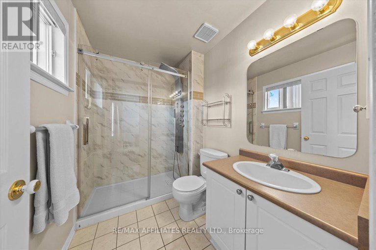 28777669/1639-trenholm-lane/fallingbrookpineridge/ottawa/ontario/K4A4B4_22