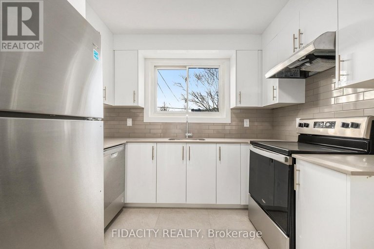 28516012/1030-maitland-avenue/braemar-park/ottawa/ontario/K2C2B6_12