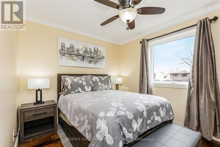 29403052/328-mceachern-crescent/bilberry-creekqueenswood-heights/ottawa/ontario/K1E3K3_25