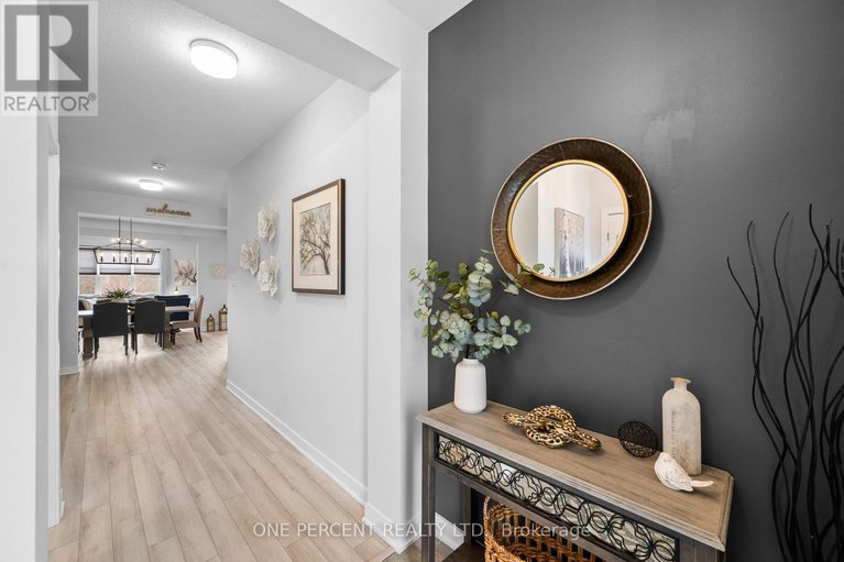 29563341/1002-showman-street/goulbourn-twp-from-franktown-rdsouth-to-rideau/ottawa/ontario/K0A2Z0_3