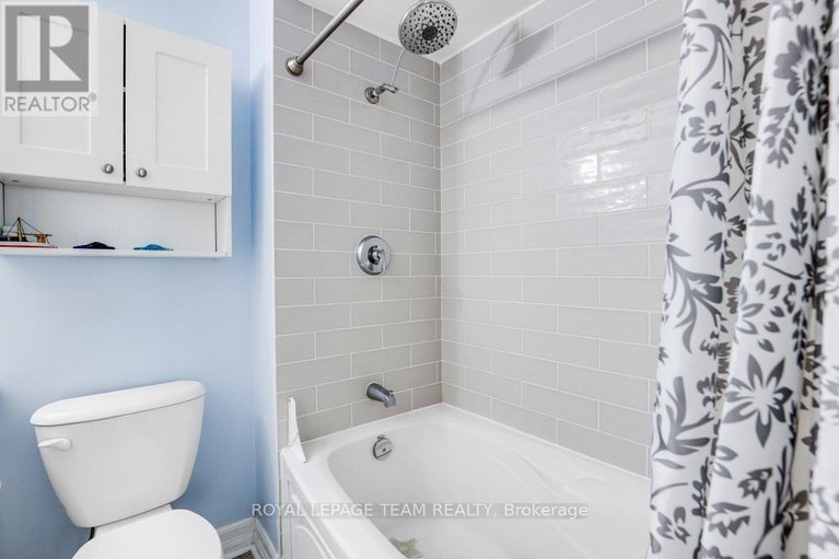 29635217/607-200-besserer-street/sandy-hill/ottawa/ontario/K1N0A7_16