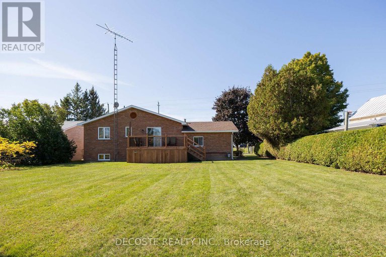28955272/515-tobin-street/alexandria/north-glengarry/ontario/K0C1A0_34
