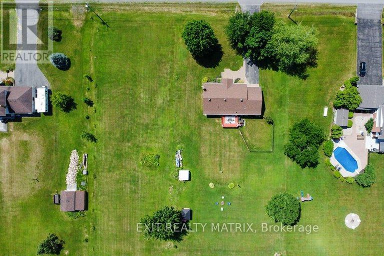 28544595/4705-mcneely-road/sarsfieldbearbrook/ottawa/ontario/K4B1J1_32