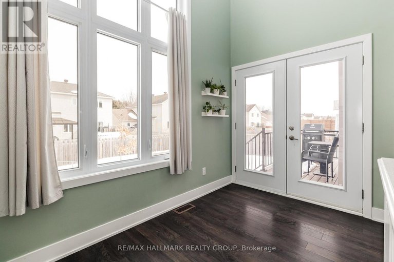 28347410/87-cobblestone-drive/village-of-russell/russell/ontario/K4R0B2_24