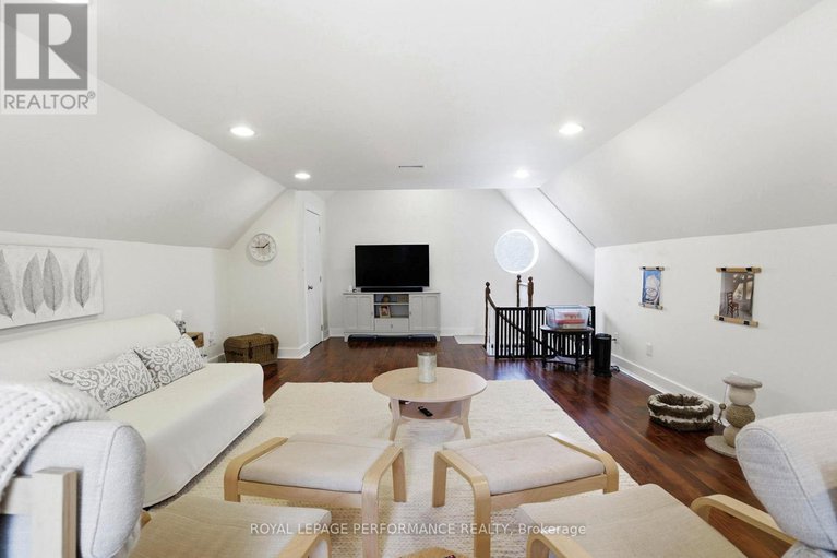 29401324/18537-stonehouse-point-road/south-glengarry-charlottenburgh-twp/south-glengarry/ontario/K6H5R5_34