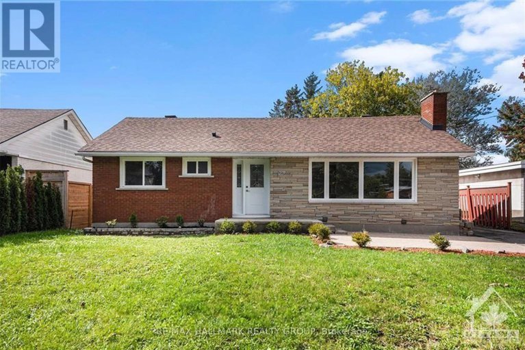 28603741/1680-fisher-avenue/borden-farmstewart-farmcarleton-heightsparkwood-hills/ottawa/ontario/K2C1X7_1