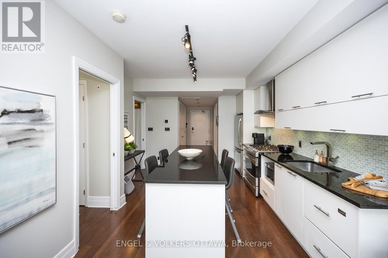 28625165/319-808-bronson-avenue/dows-lake/ottawa/ontario/K1S5A4_14
