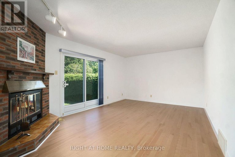 28879318/82-nestow-drive/tanglewood/ottawa/ontario/K2G4L8_10