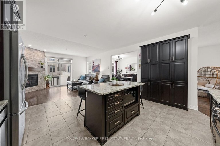 29585353/220-dave-smith-crescent/riverside-southgloucester-glen/ottawa/ontario/K4M0B7_15