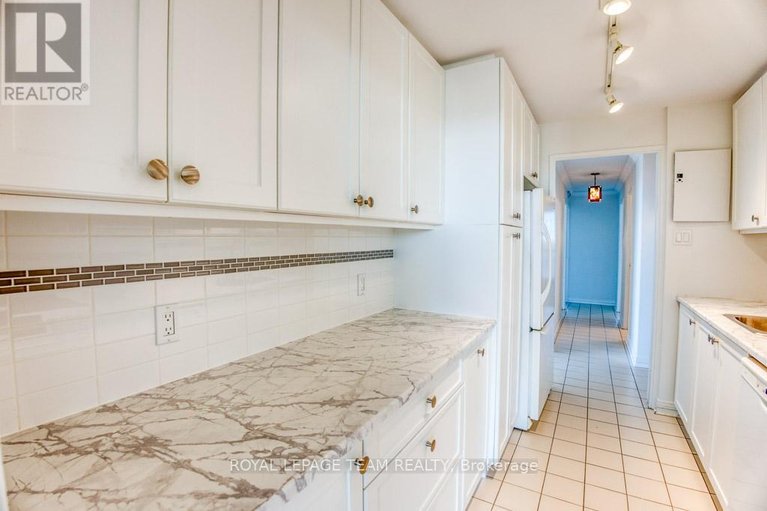 29676800/2201-1025-richmond-road/woodroffe/ottawa/ontario/K2B8G8_8