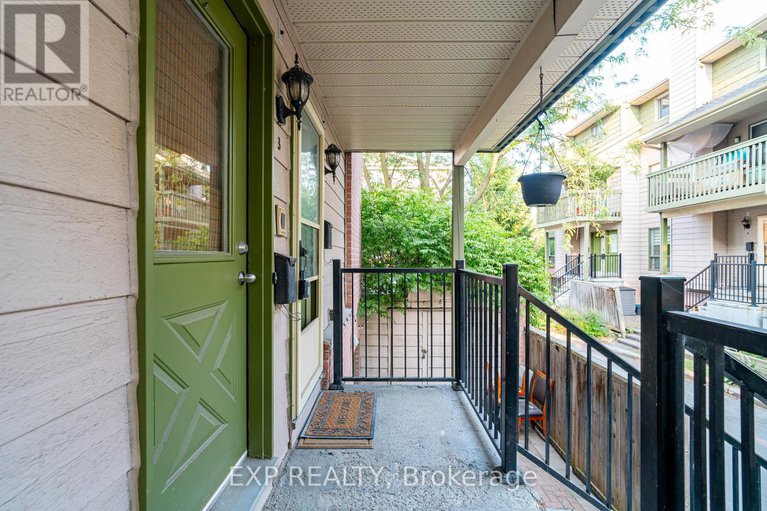 28815922/1-268-presland-road/overbrookcastle-heights/ottawa/ontario/K1K2B8_24