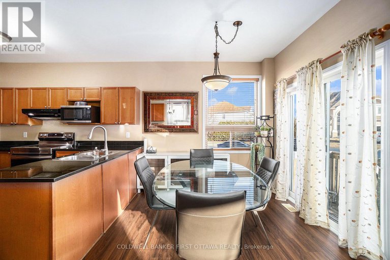 29376193/356-west-ridge-drive/stittsville-south/ottawa/ontario/K2S2G8_12