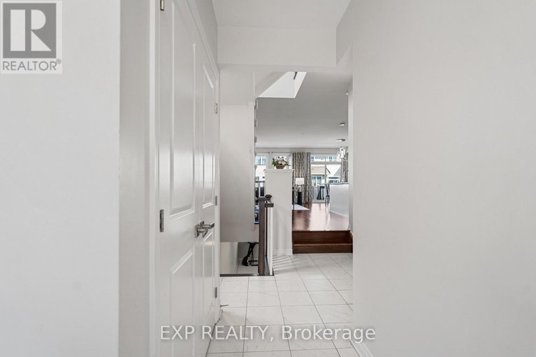 28999462/512-edenwylde-drive-e/remainder-of-stittsville-area/ottawa/ontario/K2S2K4_4