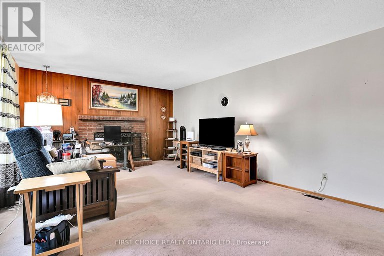 29003190/1577-claymor-avenue/carleton-heights/ottawa/ontario/K2C1T4_15