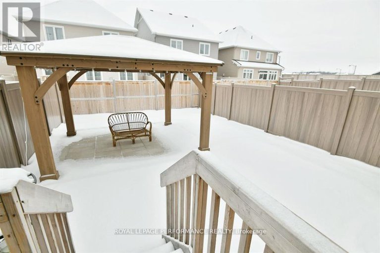 28479504/713-cap-diamant-way/camelot/ottawa/ontario/K4A1J6_28