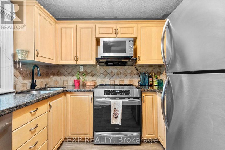 28559262/421-greenwood-avenue/laurentianview/ottawa/ontario/K2A0X5_12