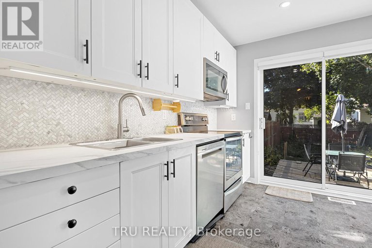 29057884/244-stoneway-drive/barrhaven-east/ottawa/ontario/K2G6A8_8