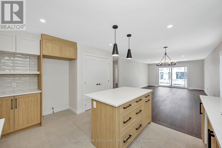 29029811/1117-bronze-lot-105-avenue/clarencerockland-twp/clarence-rockland/ontario/K4K0N4_12