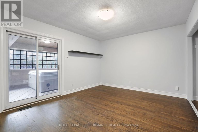 28179487/2247-miramichi-street/kenson-park/ottawa/ontario/K2C0Z1_19