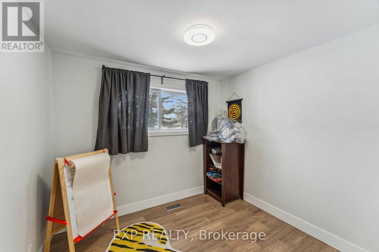 29066589/44-sherry-lane/manordale/ottawa/ontario/K2G3L8_16