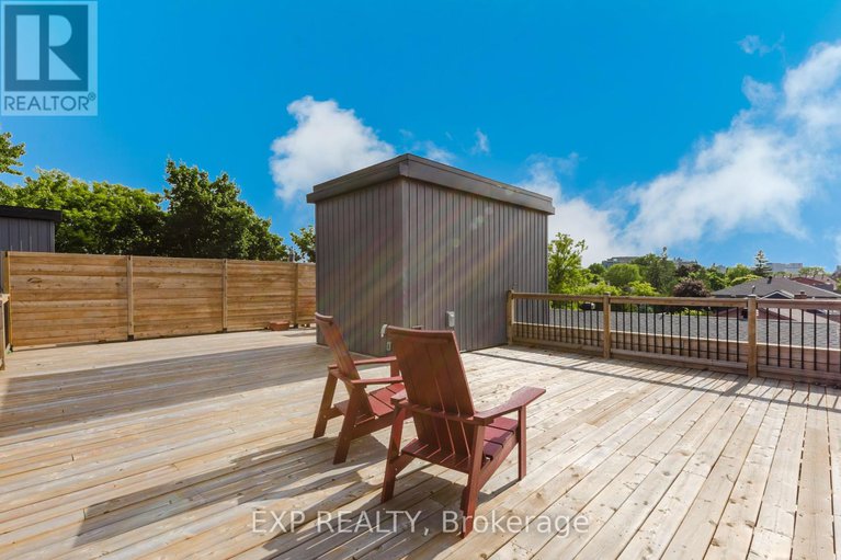28497518/62-columbus-avenue/overbrook/ottawa/ontario/K1K1R3_30